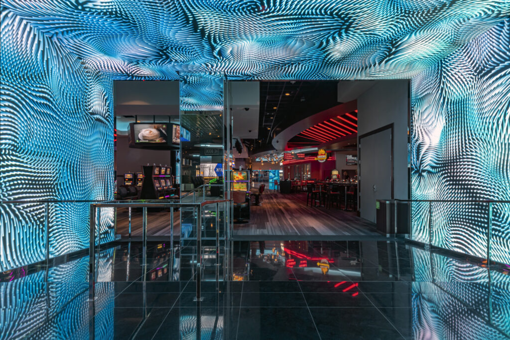 LINQ Casino WT 12